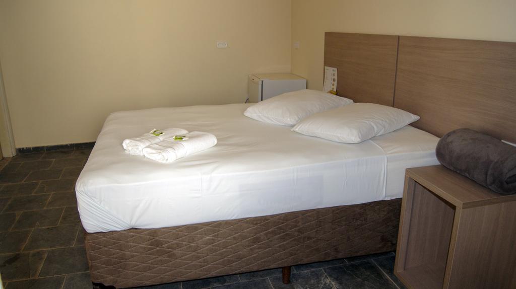Hotel Pousada Jaguariúna Eksteriør bilde