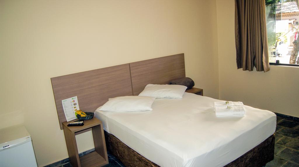 Hotel Pousada Jaguariúna Eksteriør bilde